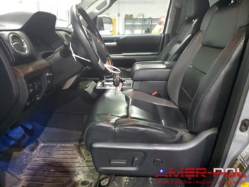 Toyota Tundra II 2018 Toyota Tundra _CREWMAX_LIMITED_4x4_5.7 L_381 km_2018r 5.7 Benzyna 381KM, zdjęcie 7