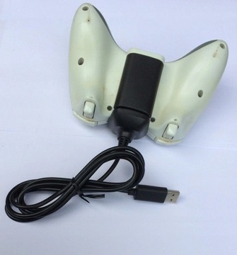 Kabel Play Charge + bateria 4800mAh pada XBOX 360 * Ładuj akumulator i graj