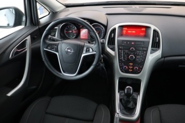 Opel Astra J Hatchback 5d 1.4 Turbo ECOTEC 140KM 2012 Opel Astra 1.4 T, Klima, Tempomat, Parktronic, zdjęcie 6