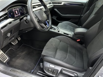 Volkswagen Arteon Shooting Brake R 2.0 TSI 320KM 2023 Volkswagen Arteon 2.0TSI 320KM 4X4 R DSG l DCC, AC, zdjęcie 10
