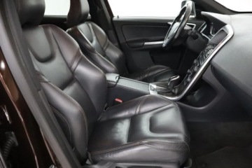 Volvo XC60 I SUV 2.4 D3 163KM 2013 Volvo XC60 D3, Salon Polska, 4X4, Automat, Skóra, zdjęcie 8