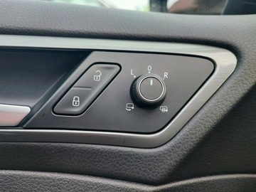 Volkswagen Golf VII Hatchback 3d 1.2 TSI BlueMotion Technology 85KM 2016 Volkswagen Golf VII Allstar 1.2 TSI BlueMotion, zdjęcie 17