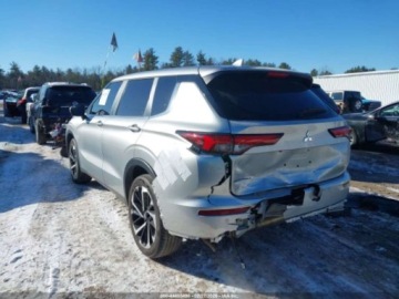 Mitsubishi Outlander III 2024 Mitsubishi Outlander SE S-Awc 2024 2.5 Benzyna 181KM, zdjęcie 3