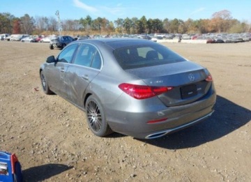 Mercedes Klasa C W206 2024 Mercedes-Benz Klasa C 2024, 2.0L, 4x4, od ubezpieczalni 2.0 Benzyna 255KM, zdjęcie 5