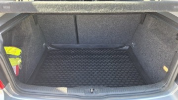 Volkswagen Golf V Hatchback 1.4 i 16V 75KM 2003 Volkswagen Golf climatronic, zdjęcie 15