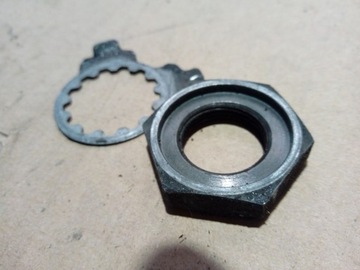 ГАЙКА ВЫХОДНОЙ ЗВЕЗДОЧКИ ДВИГАТЕЛЯ YAMAHA FJ 1200