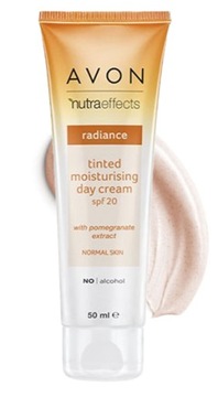 AVON TRUE Nawilżająco-koloryzujący krem do twarzy SPF 20