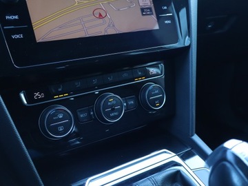 Volkswagen Arteon Fastback 1.5 TSI 150KM 2017 VW Arteon 1.5 TSI, Salon Polska, Serwis ASO, zdjęcie 17