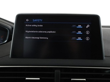 Peugeot 3008 II Crossover 1.2 PureTech 130KM 2018 Peugeot 3008 automat virtual cocpit półskóra, zdjęcie 28
