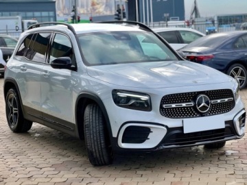 Mercedes GLB SUV 2.0 200d 150KM 2025 Od ręki - 200 d (150KM) AMG Line | MULTIBEAM LED + Hak holowniczy, zdjęcie 1