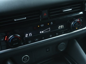 Nissan Qashqai III Crossover 1.3 DIG-T MHEV 158KM 2024 Nissan Qashqai 1.3 DIG-T MHEV, 1. Właściciel, zdjęcie 15