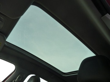 Peugeot 2008 I SUV Facelifting 1.2 PureTech 110KM 2016 Peugeot 2008 POLSKI, zdjęcie 32