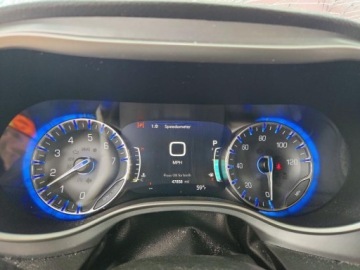 Chrysler Pacifica II 2021 Chrysler Pacifica Touring 2021 3.6 Benzyna 287KM, zdjęcie 9