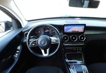 Mercedes GLC C253 SUV Facelifting 2.0 200d 163KM 2021 Mercedes-Benz GLC 4Matic z Gwarancja Model 2022 2.0 Diesel 163KM, zdjęcie 7