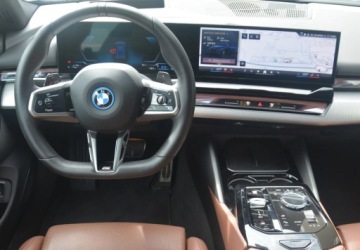 BMW Seria 5 G90-91 2025 BMW Seria 5 30e xDrive M Sport Dealer BMW i MINI Bonkowscy 2.0 299KM, zdjęcie 5