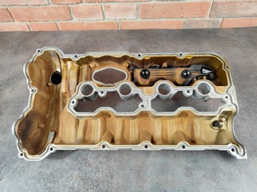 BMW F01 F07 F10 E70 5.0I N63 - KRYT VENTILU PRAVÁ 1-4 7566283