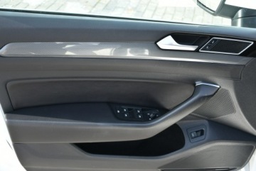 Volkswagen Arteon Fastback 2.0 TDI 150KM 2019 Volkswagen Arteon R-line 2.0TDi DSG 2019r. FullLED, zdjęcie 24