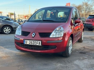 Renault Modus Hatchback 1.6 i 16V 88KM 2006 Renault Modus 1.6 16V Cite 88KM 2006r, zdjęcie 2