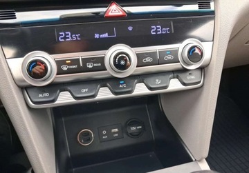Hyundai Elantra VI Sedan 1.6 MPI 128KM 2019 Hyundai Elantra 1.6 128KM Comfort pakiet zima Salon PL serwis ASO, zdjęcie 15