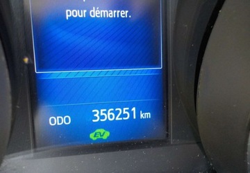 Toyota Auris II 2016 Toyota Auris Okazja 1.8 Hybryda 100KM, zdjęcie 19