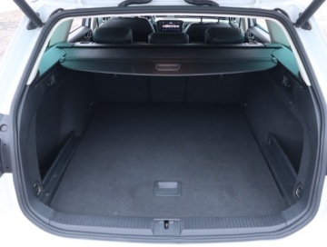 Volkswagen Passat B8 Variant 2.0 TDI BlueMotion SCR 190KM 2018 VW Passat 2.0 TDI, Salon Polska, Serwis ASO, zdjęcie 12