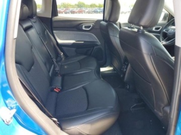 Jeep Compass II 2022 Jeep Compass 2022 JEEP COMPASS LATITUDE 2.4 Benzyna 177KM, zdjęcie 10