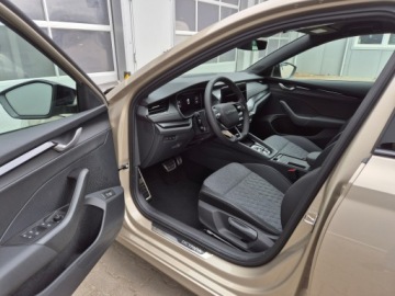 Skoda Octavia IV Liftback 1.5 TSI EVO 150KM 2026 Skoda Octavia SPORTLINE 1.5 TSI DSG z placu 150 KM, zdjęcie 10