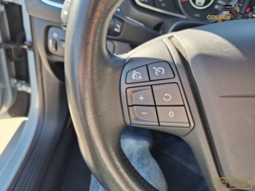Volvo V40 II 2018 Volvo V40 2,0 benz 122KM klima elektryka grz.fot alu oplacony 2.0 Benzyna, zdjęcie 15