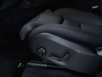 Volvo XC90 II SUV Plug-In Facelifting 2024 2.0 T8  455KM 2025 XC90 T8 AWD Plug-In Hybrid Ultra Bright 7os 2.0 (455KM) 2025, zdjęcie 7