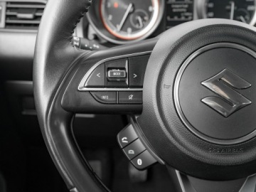 Suzuki Swift VI Hatchback Facelifting 1.2 DualJet SHVS 83KM 2021 Suzuki Swift WD7857P#1.2 Dualjet SHVS Premium, zdjęcie 15