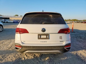 Volkswagen 2022 Volkswagen Inny Volkswagen Taos SE 4MOTION z 2022 roku , od firmy ubezpiec, zdjęcie 6