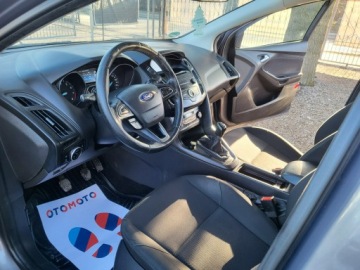 Ford Focus III Hatchback 5d facelifting 1.6 Ti-VCT 125KM 2015 Ford Focus 1.6 125 KM 100% Przebieg Dekra, zdjęcie 13