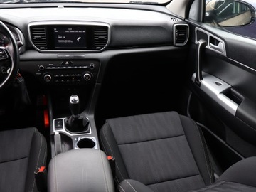 Kia Sportage IV SUV Facelifting 1.6 GDI 132KM 2019 Kia Sportage 1.6 GDI, Serwis ASO, GAZ, Navi, zdjęcie 7