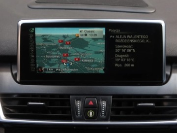 BMW Seria 2 F22-F23-F45-F46 Active Tourer 218i 136KM 2014 BMW 2 Active Tourer 218i Active Tourer, zdjęcie 11