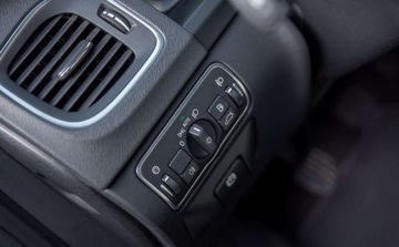 Volvo V60 I Kombi Facelifting 2.0 D4 DRIVE-E 181KM 2015 Volvo V60 Volvo V60 D4 Ocean Race 2.0 Diesel 181KM, zdjęcie 22