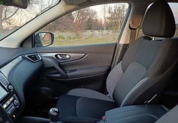 Nissan Qashqai II Crossover Facelifting 1.3DIG-T 140KM 2019 Nissan Qashqai 1.3 DIG-T Tekna Benzyna 140KM 100% Bezwypadkowy, zdjęcie 18