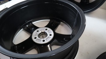VOLVO XC40 II ЛЕГКОСПЛАВНЫЕ КОЛЕСА 18X7,5 31445812