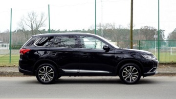 Mitsubishi Outlander III SUV Facelifting 2015 2.0 MIVEC 150KM 2016 outlander.. Kamera.. Ledy .. Nawigacja.. 2 x Koła .. 2 x PDC .. Klimatronik, zdjęcie 36