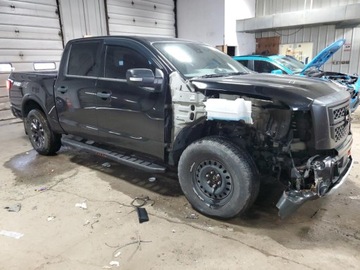 Nissan Titan 2023 Nissan Titan SV 2023 5.6l 5.6 Benzyna 400KM, zdjęcie 4