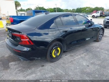 Volvo 2019 Volvo S60 2019 Volvo S60 T6 AWD Momentum 2.0 Benzyna 316KM, zdjęcie 3