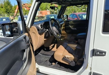 Jeep Wrangler III Unlimited Facelifting 3.6 V6 286KM 2012 Jeep Wrangler Jeep Wrangler 3.6 Benzyna 286KM, zdjęcie 7