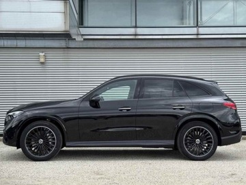Mercedes GLC C254/X254 Coupe Plug-In 2.0 300de 333KM 2025 GLC 300 de 4-Matic AMG Line 2.0 (333KM) 2025, zdjęcie 1