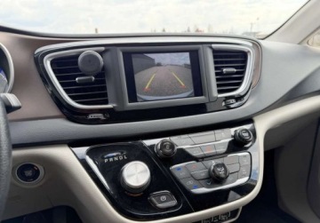 Chrysler Voyager V 2020 Chrysler Voyager 3.6 BENZ 291 KM 2020r 117.000 km Warszawa 3.6 291KM, zdjęcie 10