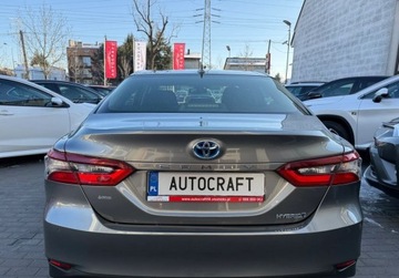 Toyota Camry IX Sedan 2.5 Hybrid Dynamic Force 218KM 2021 Toyota Camry Salon Polska, Serwis ASO, Gwarancja, FV-23 2.5 Hybryda 218KM, zdjęcie 28