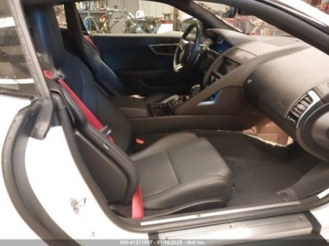 Jaguar F-Type Coupe R Facelifting 5.0 V8 575KM 2022 Jaguar F-Type R 2022 5.0l 5.0 Benzyna 575KM, zdjęcie 9