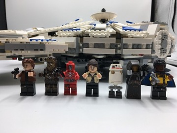 LEGO Star Wars 75212 Sokół Millennium