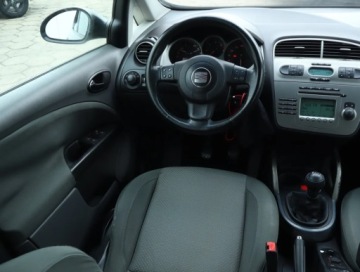 Seat Toledo III 2.0 TDI 140KM 2004 Seat Toledo 2.0 TDI, Klima, Klimatronic,ALU, zdjęcie 6