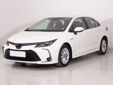 Toyota Corolla XII Sedan 1.8 Hybrid 122KM 2021 Toyota Corolla 1.8 Hybrid, Salon Polska, zdjęcie 1
