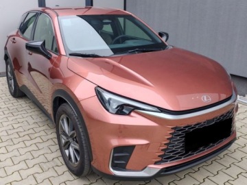 Lexus LBX 1.5 Hybrid 136KM 2025 Od ręki - Elegant 1.5 Hybrid 136KM | Podgrzewane fotele!, zdjęcie 2