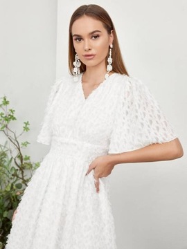 SHEIN BIAŁA SUKIENKA PROSTA R.M G175053